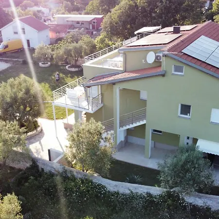 Appartement Nogic *
