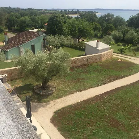 Apartment Nogic Peroj