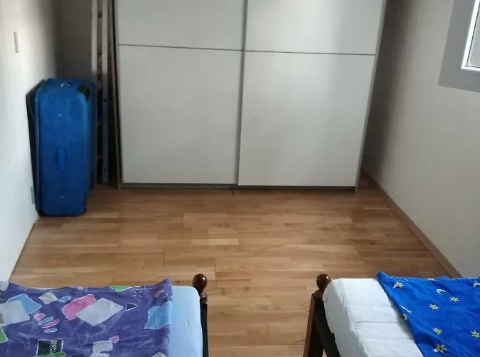 Nogic דירה פרוי